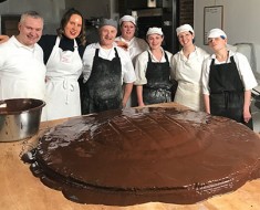 Largest-Jaffa-Cake-bakers_tcm25-465152